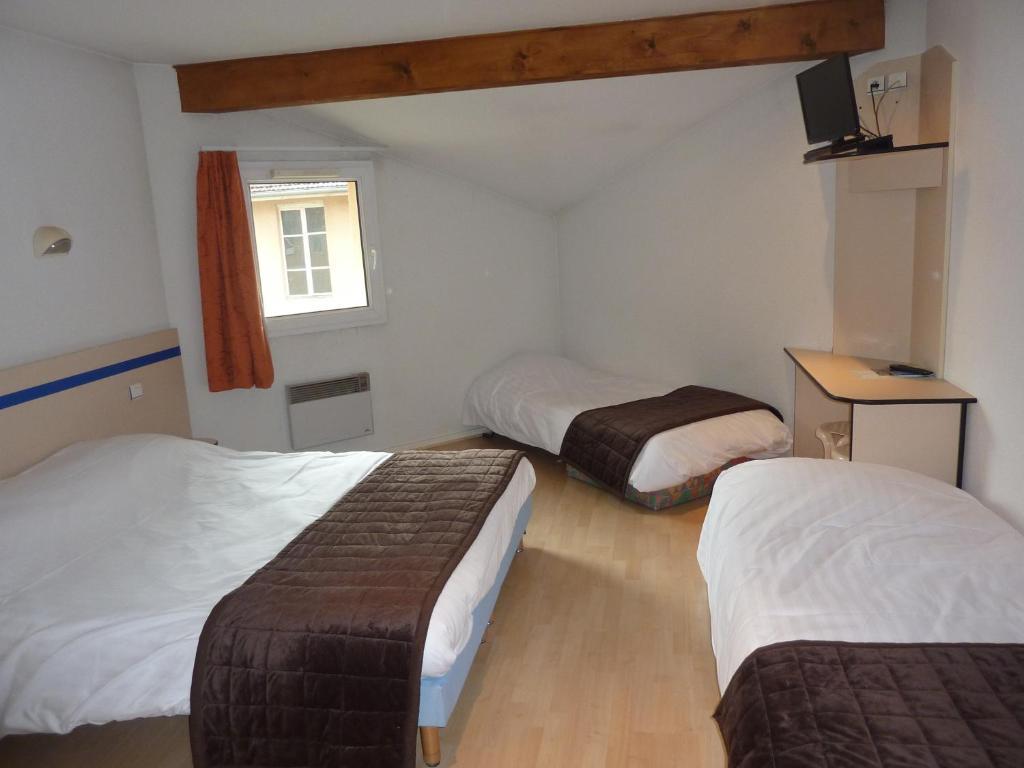 Lac'Hotel France Montreal La Cluse Room photo